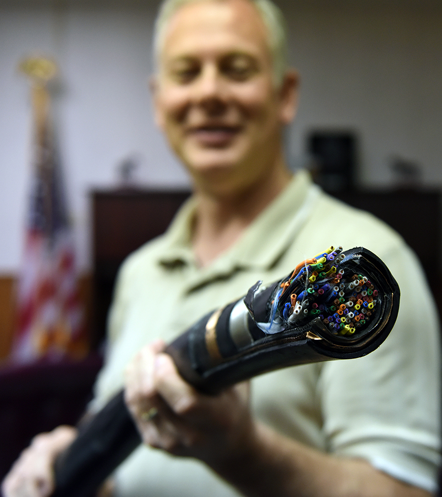 HICS Cable Close Up