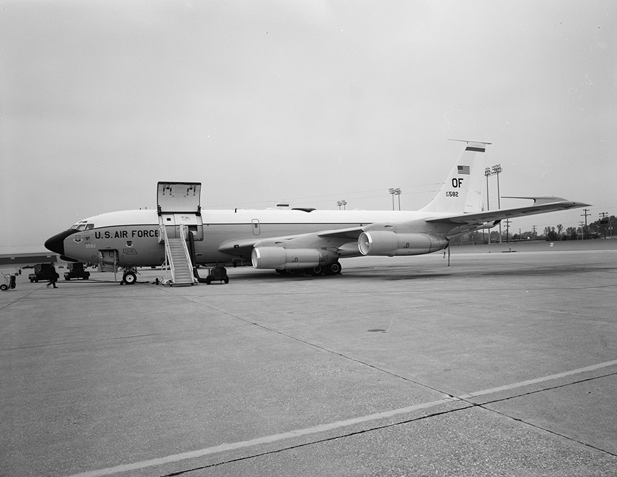 Boeing EC-135